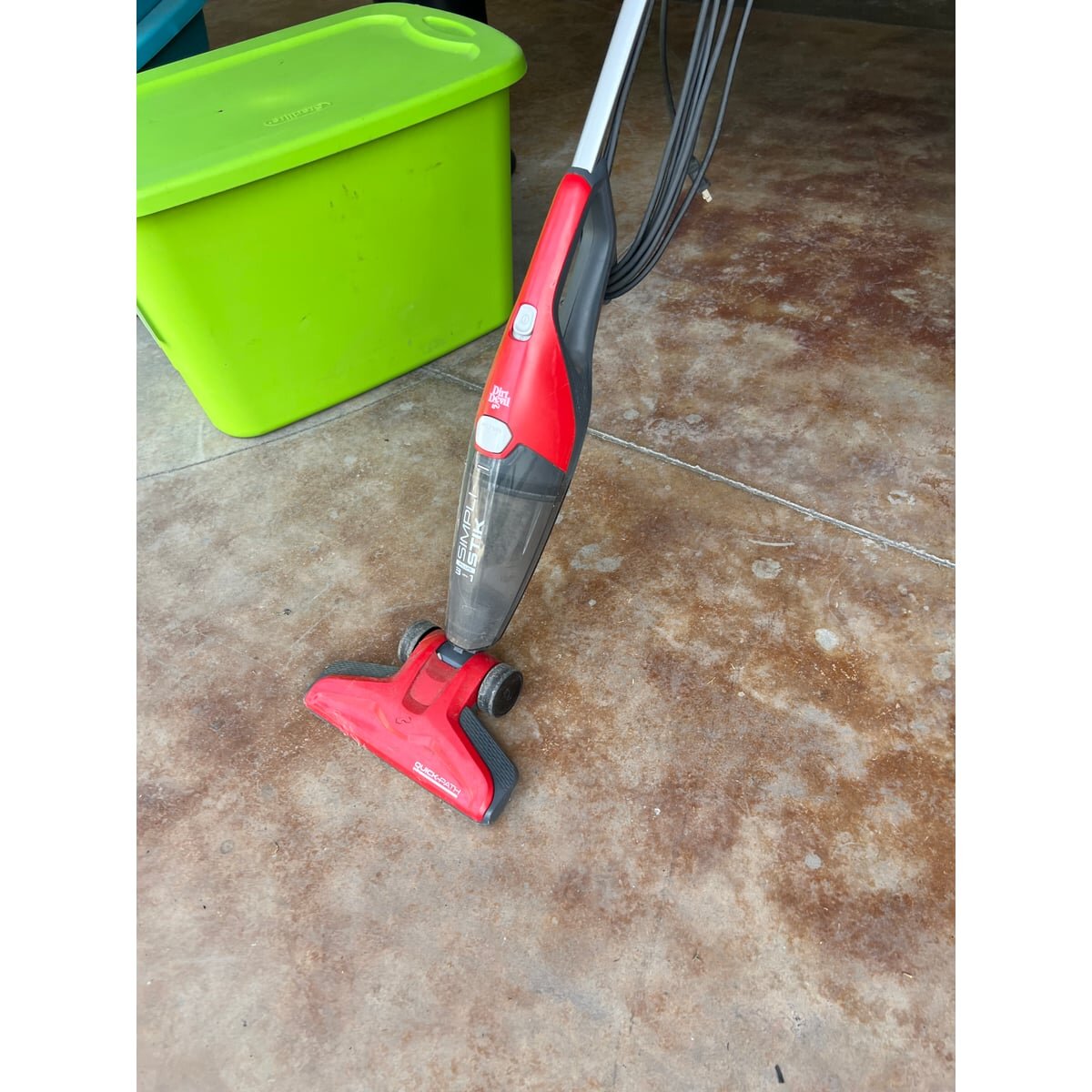 Aspiradora Vertical Dirt Devil Simpli-Stik con Cable — foto 4
