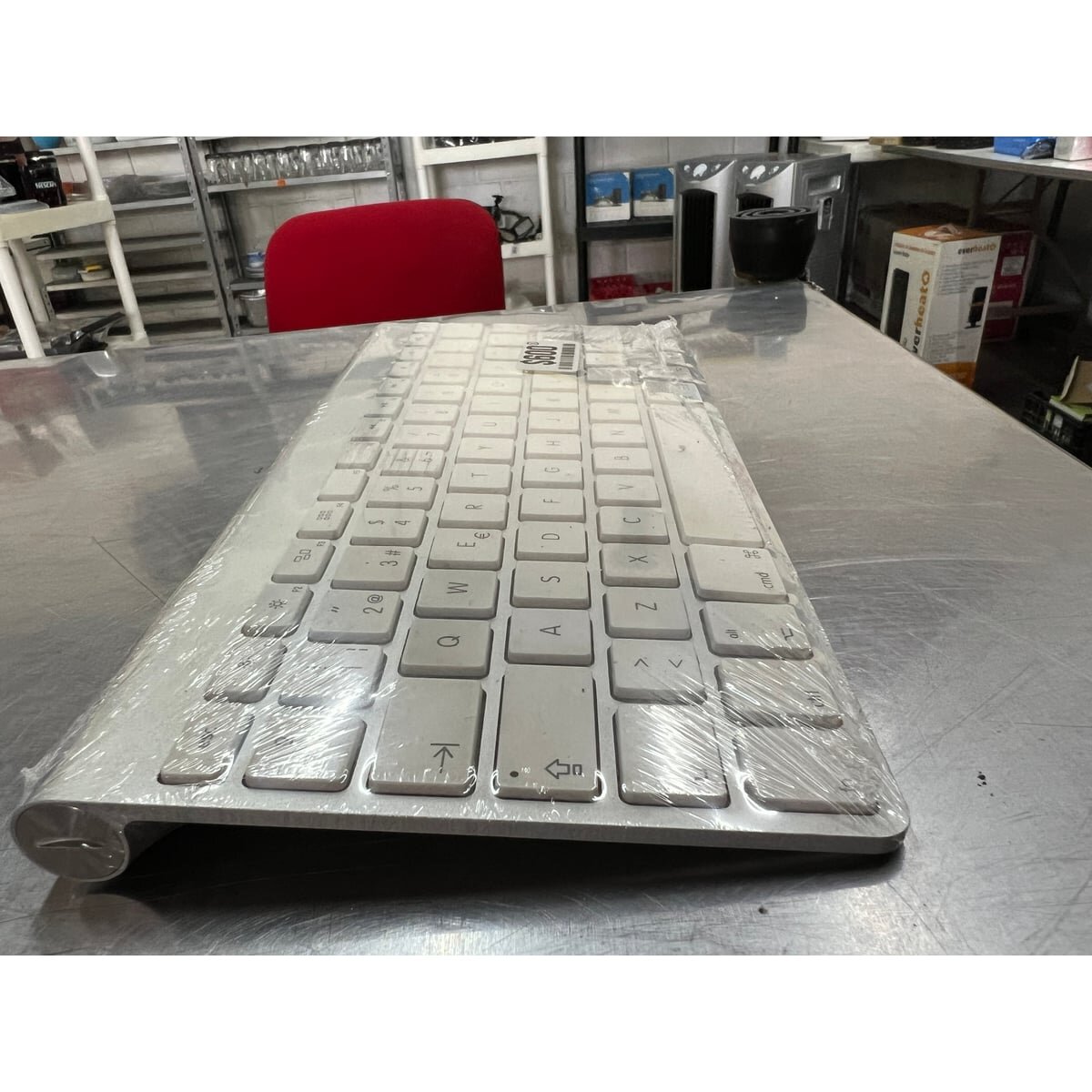 Teclado Apple Wireless Keyboard A1314 Inalámbrico — foto 2