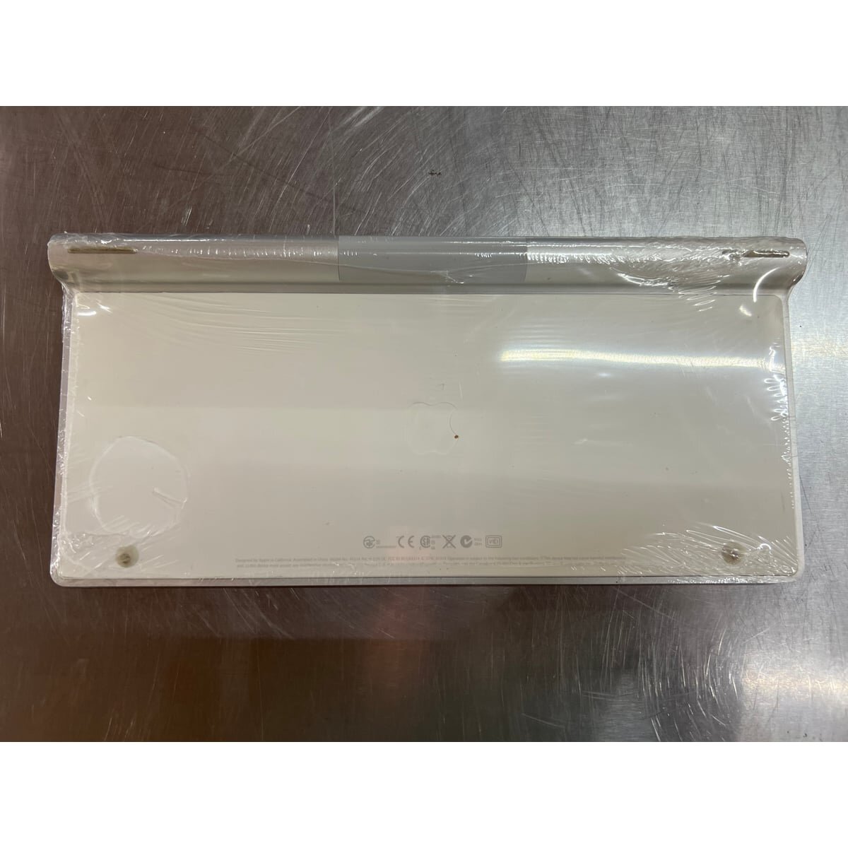 Teclado Apple Wireless Keyboard A1314 Inalámbrico — foto 3