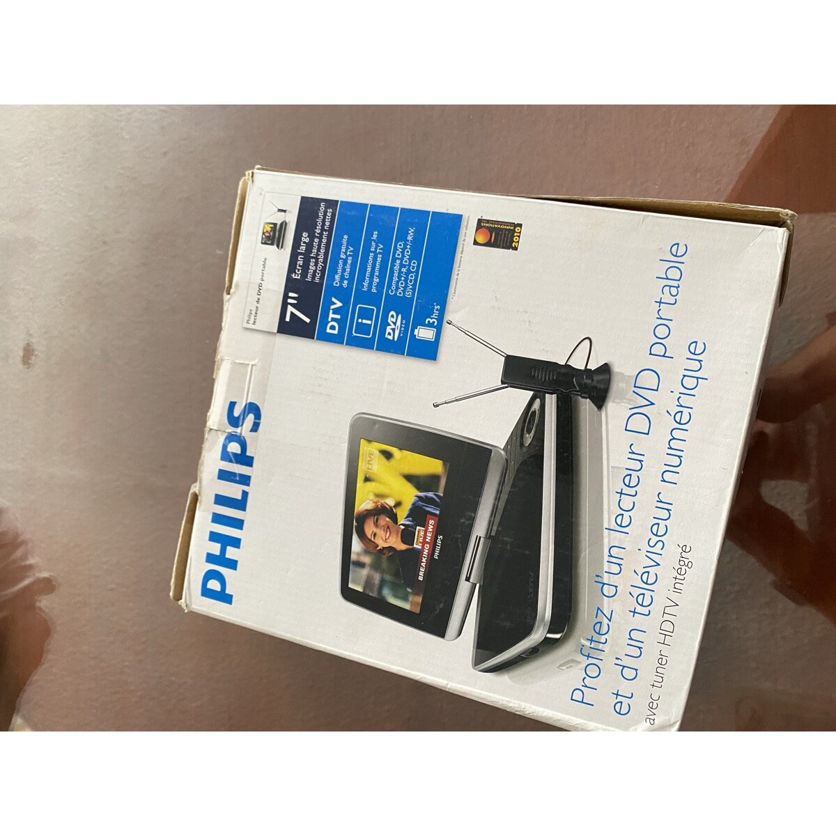Reproductor de DVD Portátil Philips Pantalla 7" con TV Digital — foto 3