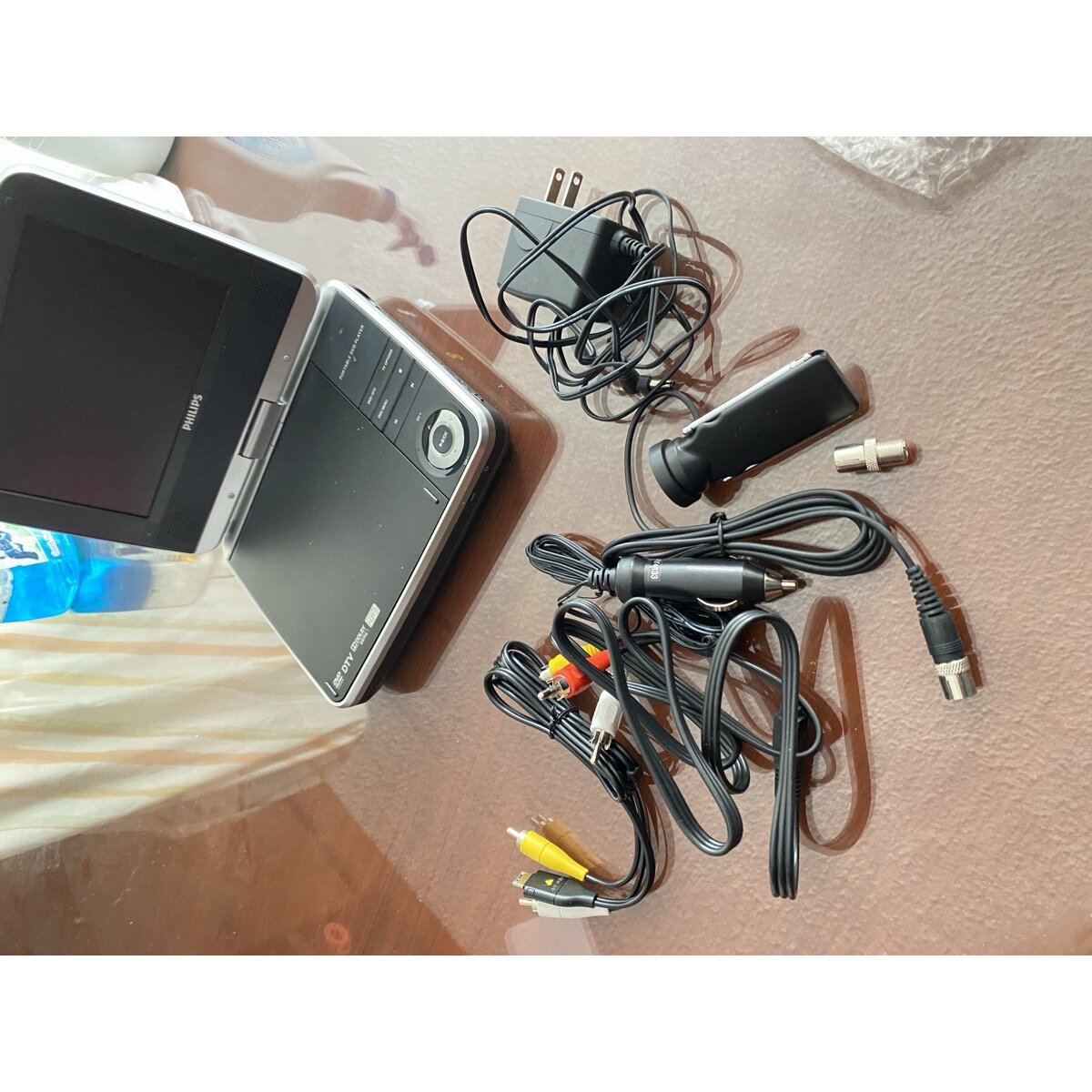 Reproductor de DVD Portátil Philips Pantalla 7" con TV Digital — foto 4